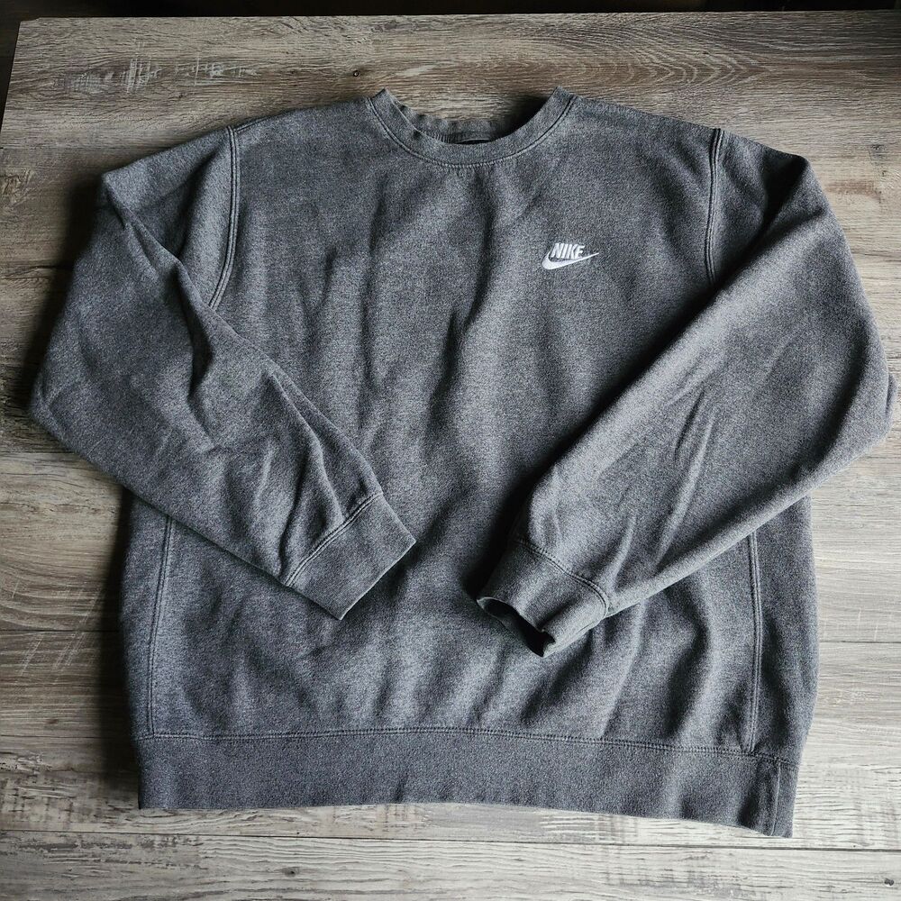 (M) Nike Sportswear Club Fleece Crewneck